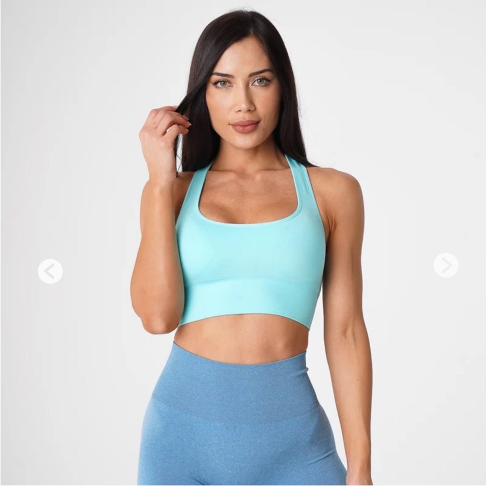 NVGTN Aqua Sports Bra